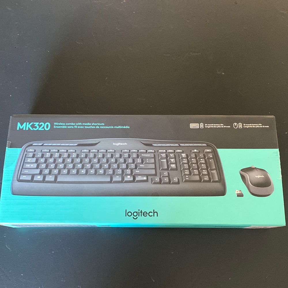 MK320 wireless keyboard and mouse combo new in box black